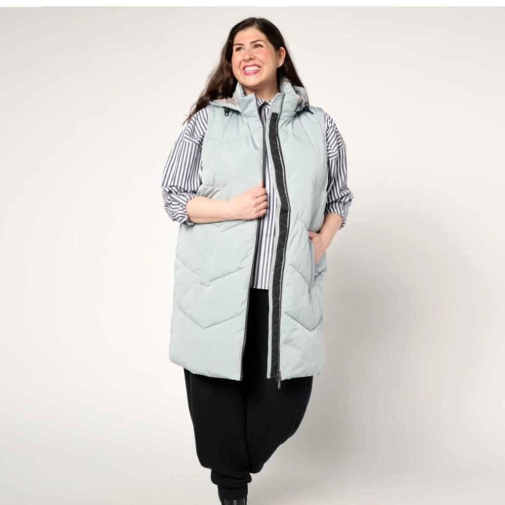 New With Tags Nuage Regular Chevron Quilted Puffer Vest w/ Removable Hood - Picture 1 of 15